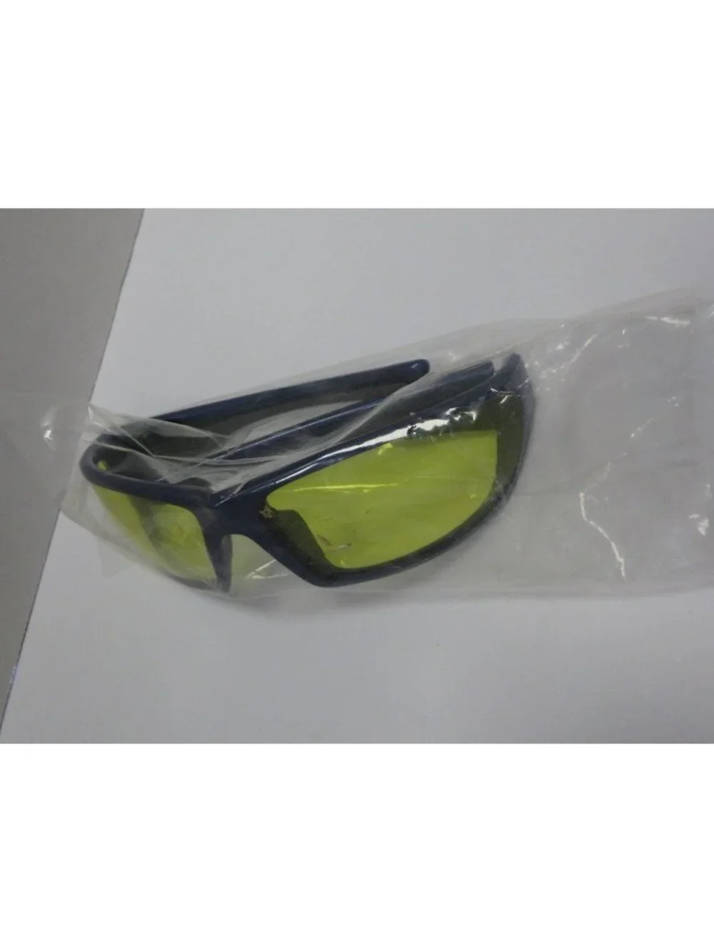Smith & Wesson Shooting Glasses Yellow SW101 Safety Eyewear Range Gear